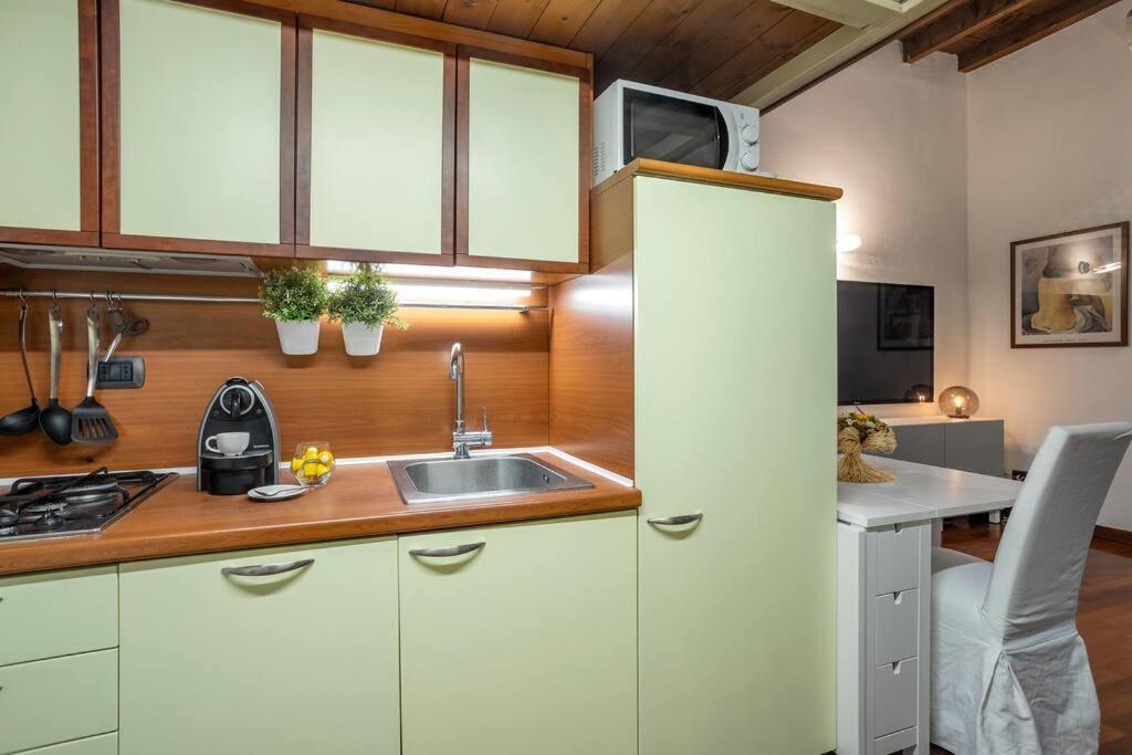 Apartament Moscova-Duomo Loft Wifi, Netflix & Design Mediolan Zewnętrze zdjęcie