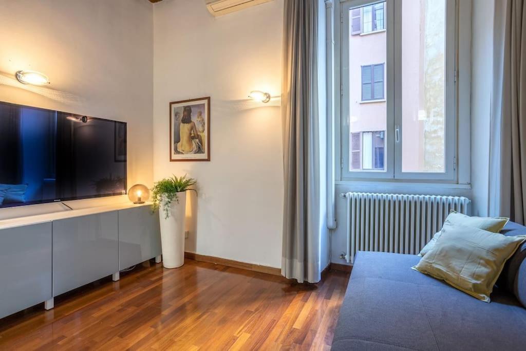 Apartament Moscova-Duomo Loft Wifi, Netflix & Design Mediolan Zewnętrze zdjęcie