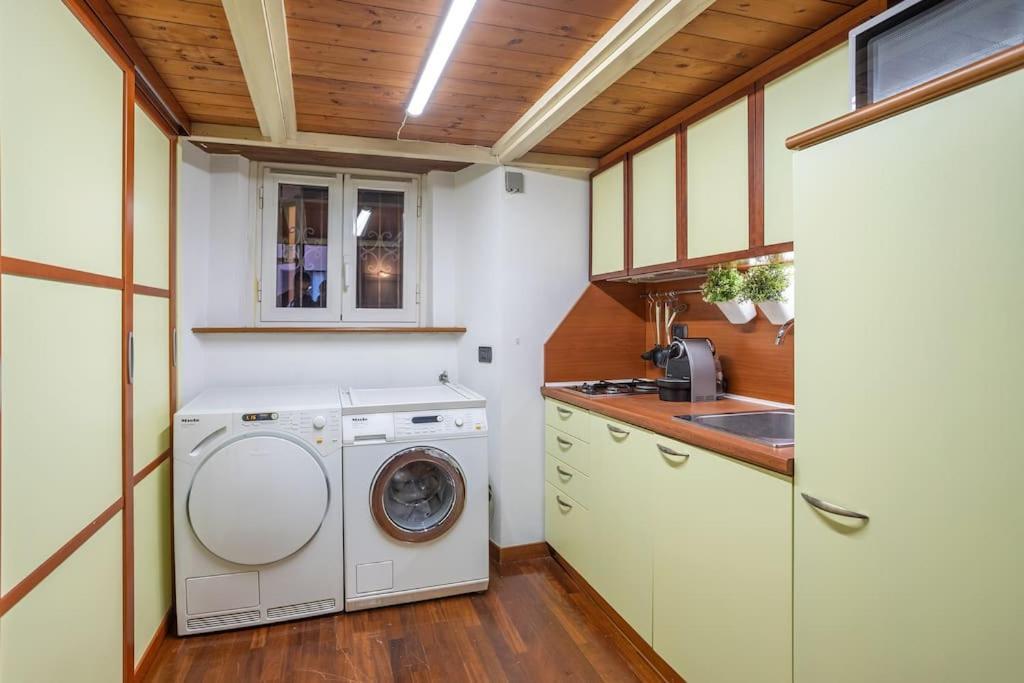 Apartament Moscova-Duomo Loft Wifi, Netflix & Design Mediolan Zewnętrze zdjęcie